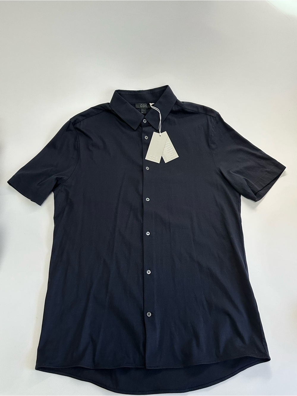 COS Men's Short Sleeve Button-Down Shirt - Dark Blue